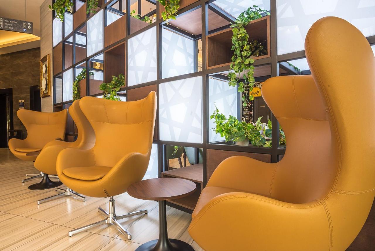 Western Westlands Отель 4*